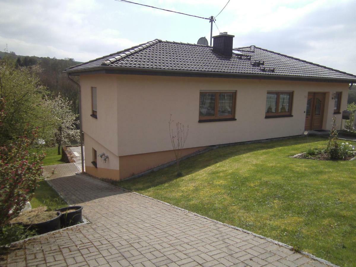 Ferienwohnung Barzen Ralingen Bagian luar foto